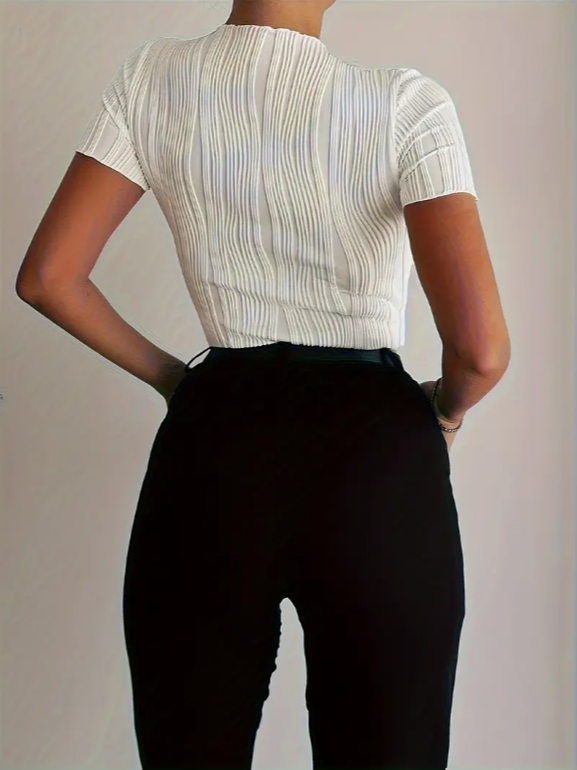 T-shirt femme texturé à col rond manches courtes – noir, blanc