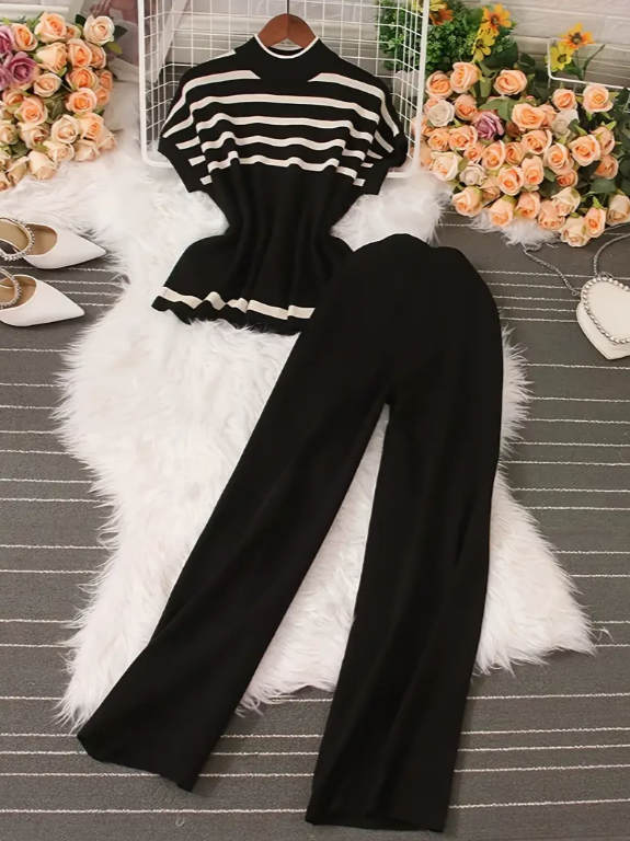 Ensemble femme deux pièces chic avec top rayé ample et pantalon large