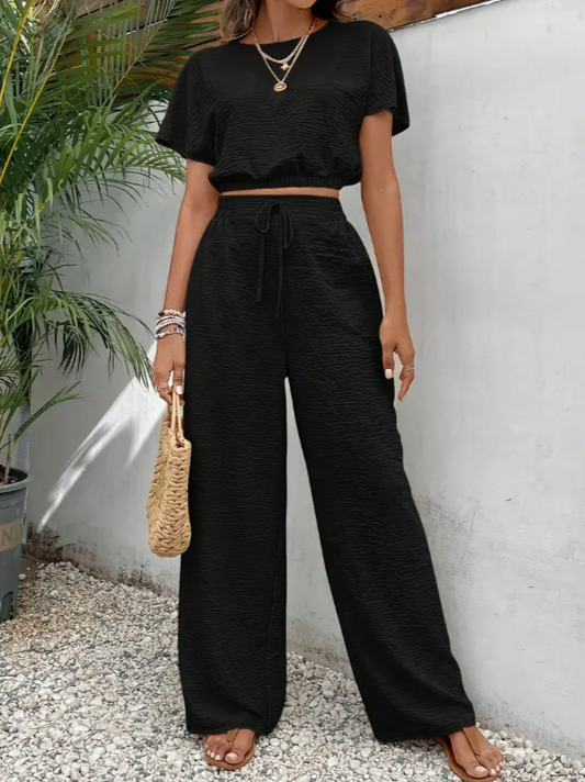 Ensemble femme deux pièces - avec pantalon large et crop top manches courtes